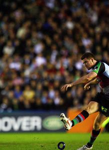 Quins cruise to Cup triumph