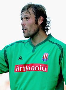 Blades bring in Simonsen