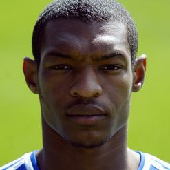Krystian Pearce