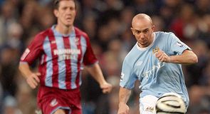 Wed Carling Cup