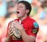 Scarlets sweep past Warriors