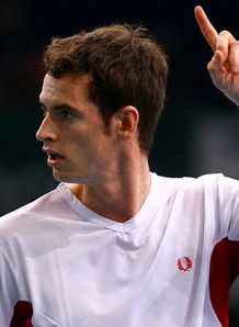Murray digs deep