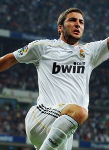 Higuain eyes new Real deal