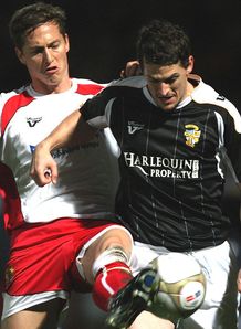 Taylor steals point for Vale