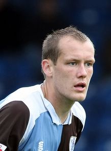 Cresswell out for six weeks