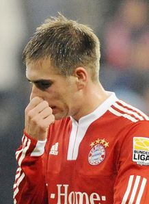 Lahm slams 'lame' Bayern