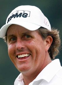 Phil, Tiger go head-to-head