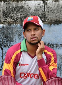 Windies wait on injured Sarwan