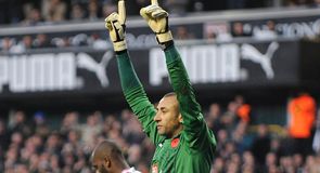 Spurs down unlucky Sunderland