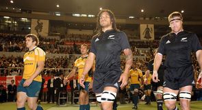 New Zealand 32 Australia 19