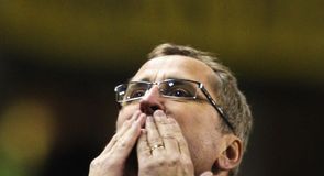 Sweden appoint Hamren