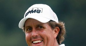 Phil, Tiger go head-to-head