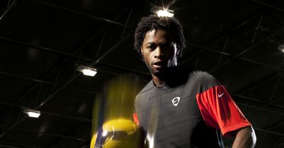 Alex Song Nike
