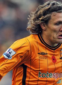 Bullard closes on return