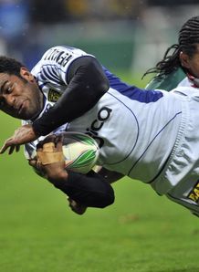 Nalaga try v Tigers Nalaga try v Tigers