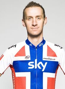 Arvesen breaks collarbone