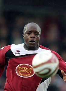 Gills land Akinfenwa