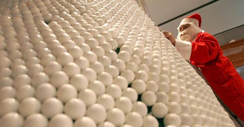 No, we won't ask you to guess how many balls Santa has to count.