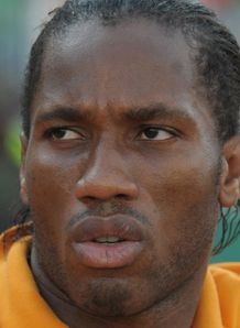 Drogba backs Sven to succeed