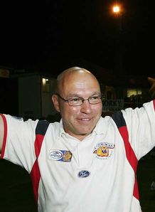 Kear slams 'inept' Wildcats