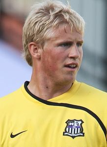 Leeds snap up Schmeichel