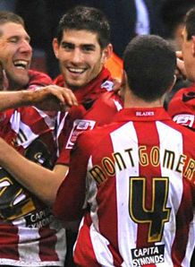 Yeates shines as Blades soar