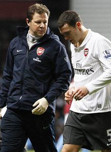Vermaelen playing through pain