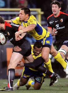 Vincent Clerc held against Clermont Vincent Clerc held against Clermont