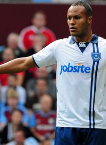 King backs Kaboul