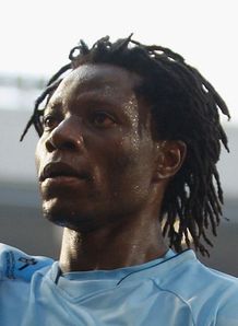 Benjani wants starting place