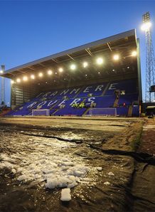 Rovers sign Reds keeper