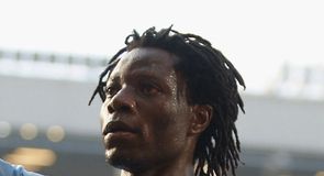 Benjani wants starting place