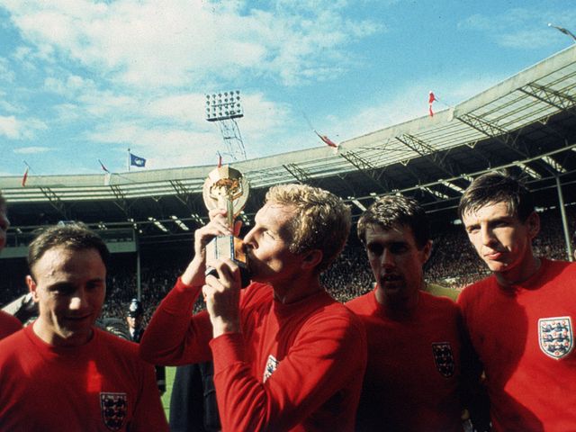 bobby moore 6