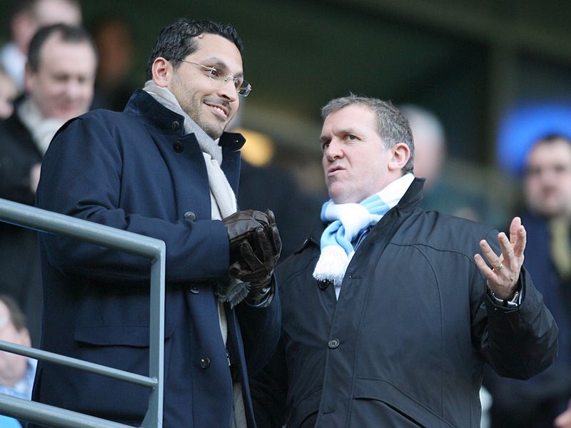 Khaldoon-alMubarak-Garry-Cook-Manchester-Cit_2413736.jpg