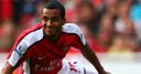 Walcott wants United revenge