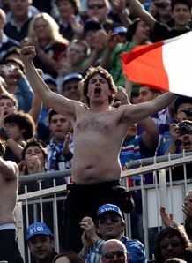 Italy Azzurri fans celebrate rome 2010 Italy Azzurri fans celebrate rome 2010