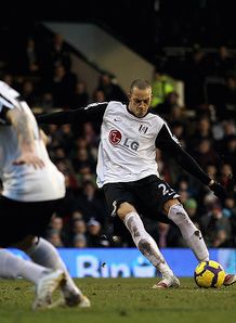 Zamora accepts England fight