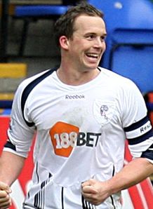 Coyle backs Davies for England