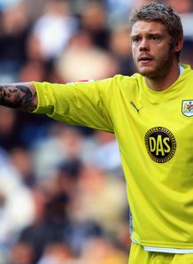 Gerken the hero for Robins
