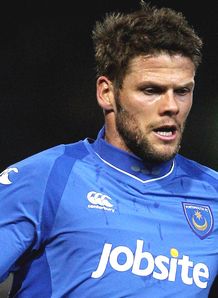 Hreidarsson signs new deal