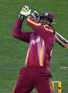 Gayle praises fizzing Bollinger