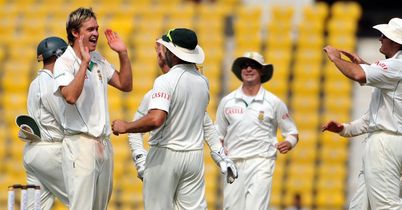 Paul Harris South Africa v India Nagpur 1st Test day 4 Feb 10