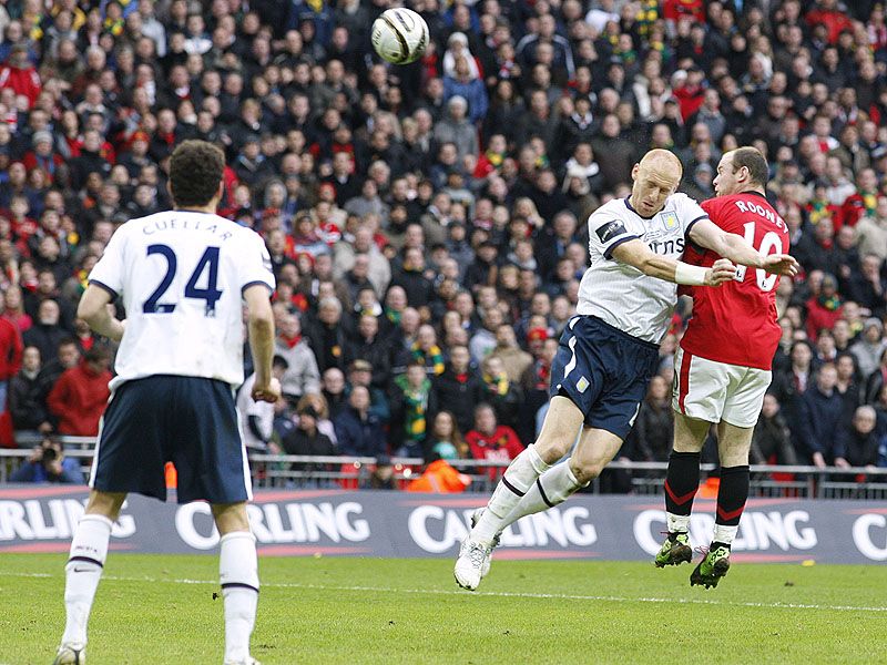 Wayne-Rooney-Manchester-United-Carling-Cup-Fi_2425575.jpg