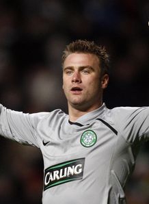 Boruc targets Viola spot