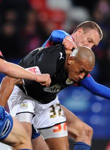 Robins claim Palace win