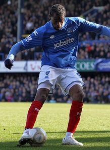 Hammers in pole for Piquionne