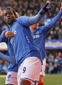 Piquionne set for Fener