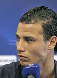 Chamakh drops Gunners hint
