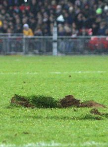 Wembley turns to Desso pitch 