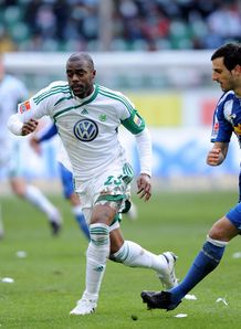Wolves consider Grafite move